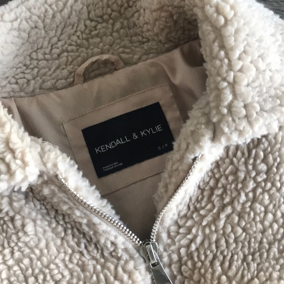 Kendall & Kylie Tan Teddy Coat Bomber Jacket - Picture 2 of 2